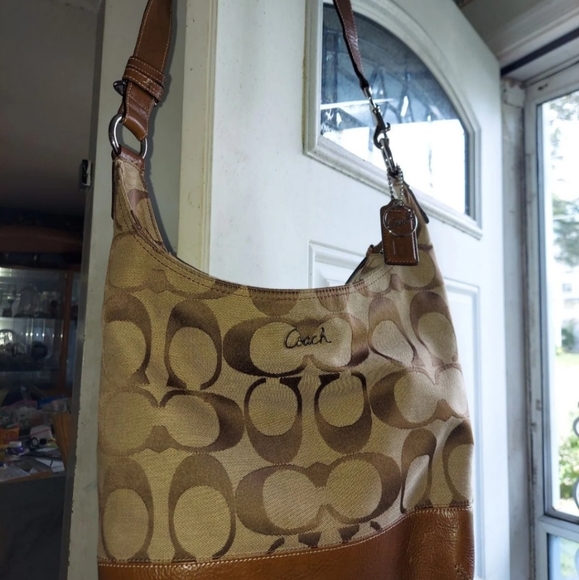 COACH Signature Pieced Style F17490. Khaki/Tobacco Fabric/Leather Shoulder Bag - Picture 14 of 15
